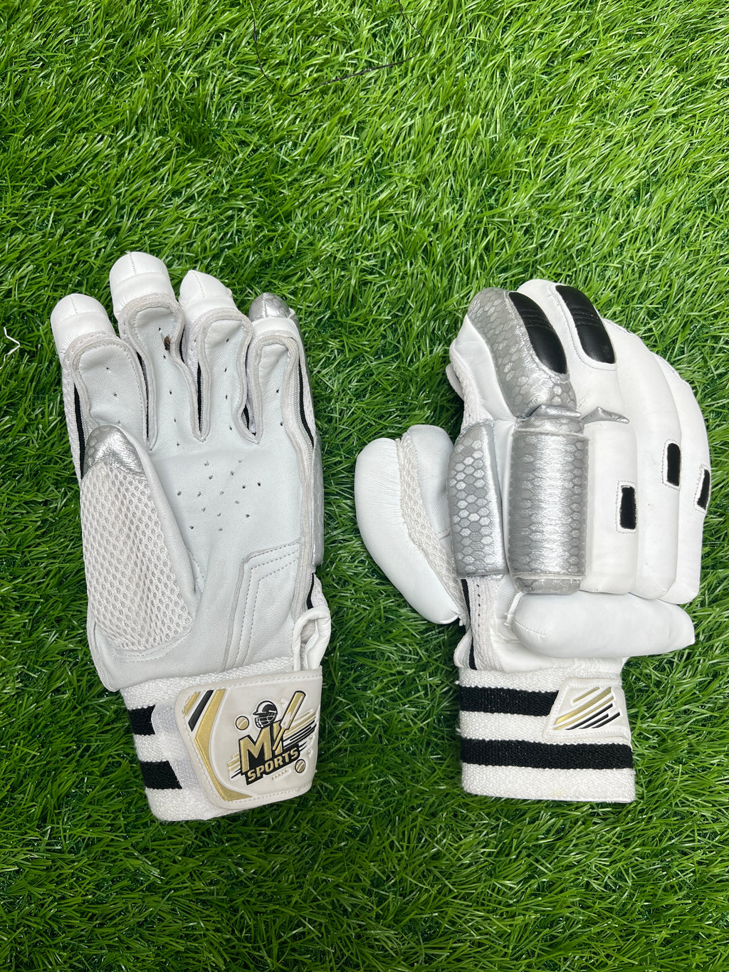 Batting Gloves cricket Youth and Adult Size